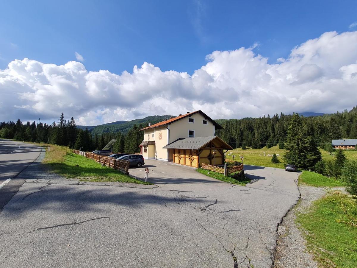 Apartmenthaus Almwiese Flattnitz المظهر الخارجي الصورة